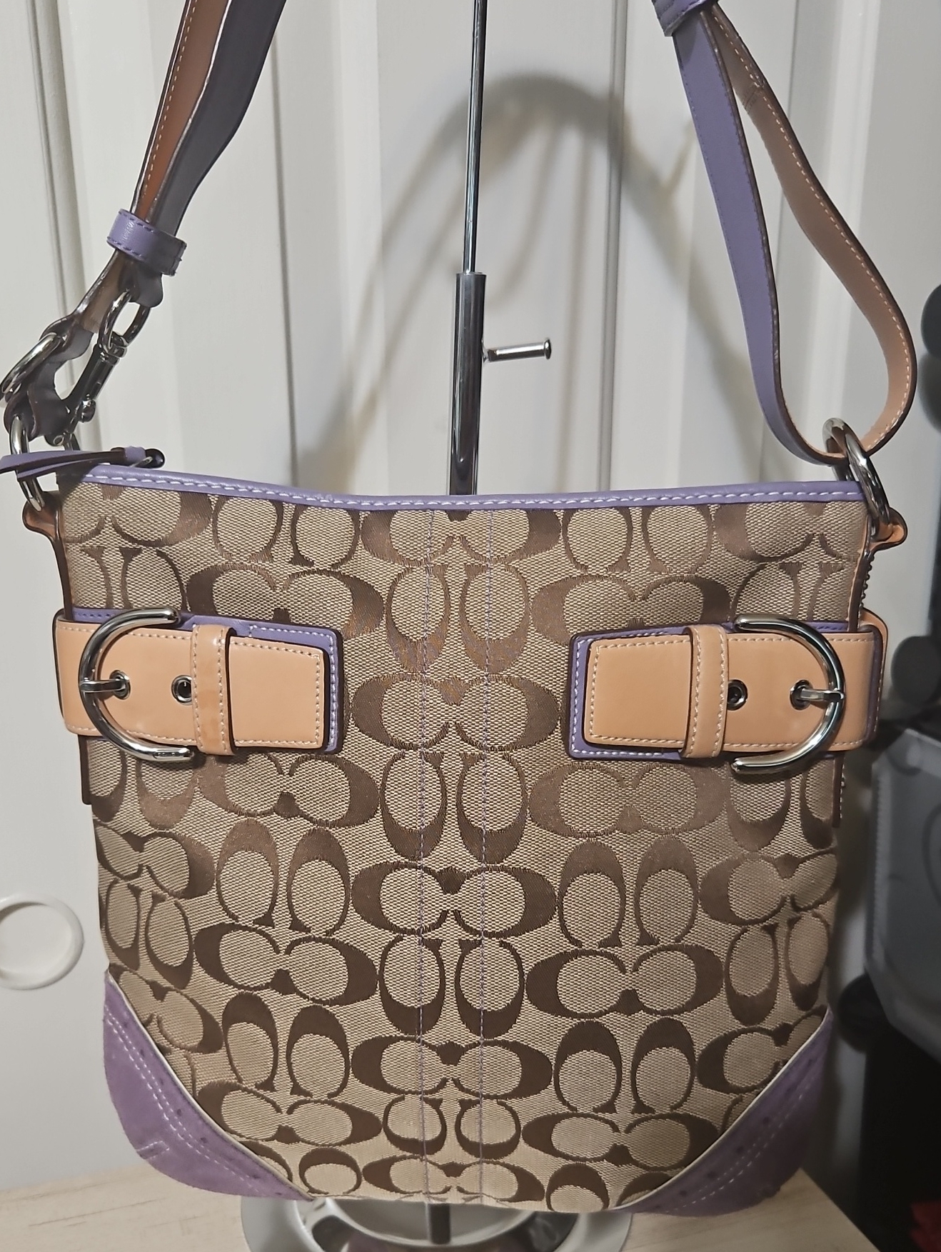 Coach Nwot Soho Brown Signature Canvas Convertible Strap And Lavender Suedetrim